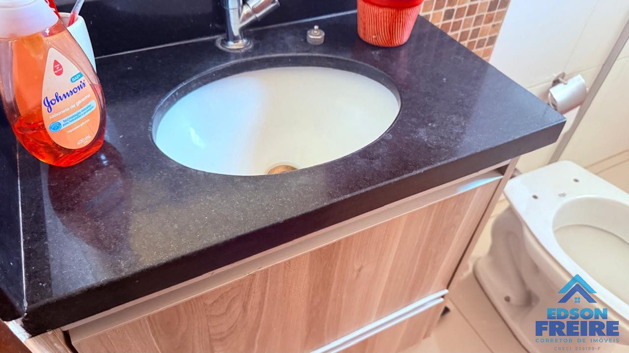 24805f99-dd6a-49f0-8f7a-a716d61fe58a