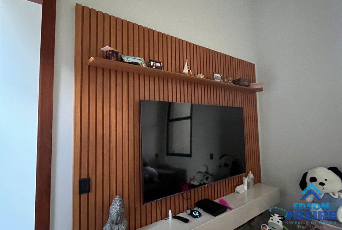 43e33c3a-e4a0-410f-a552-9ba65a608254