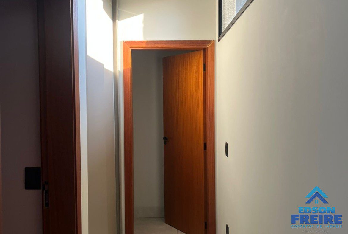 498eff25-9e7b-47ac-b905-1c8fe6c2fe6b