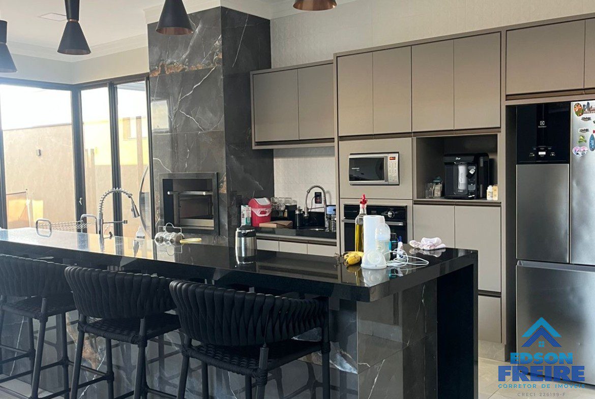 7392f624-da64-4b53-a5f8-2fea9ee3150b