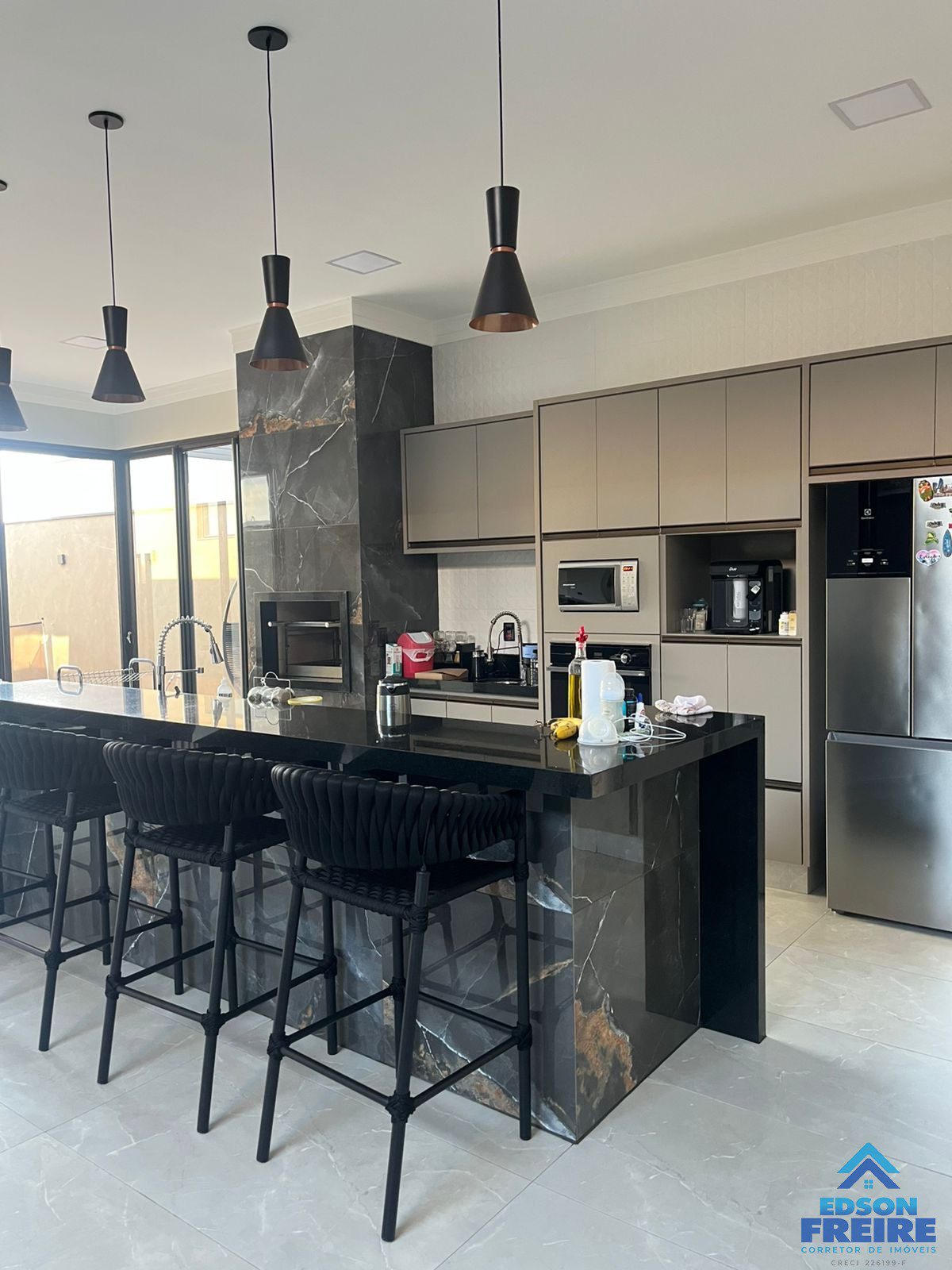 7392f624-da64-4b53-a5f8-2fea9ee3150b