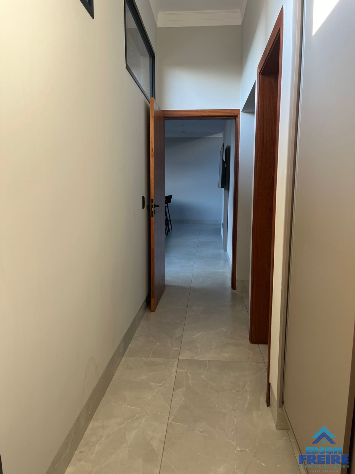 b25e1a4f-ee61-4d57-8fbc-7231a6636ce4