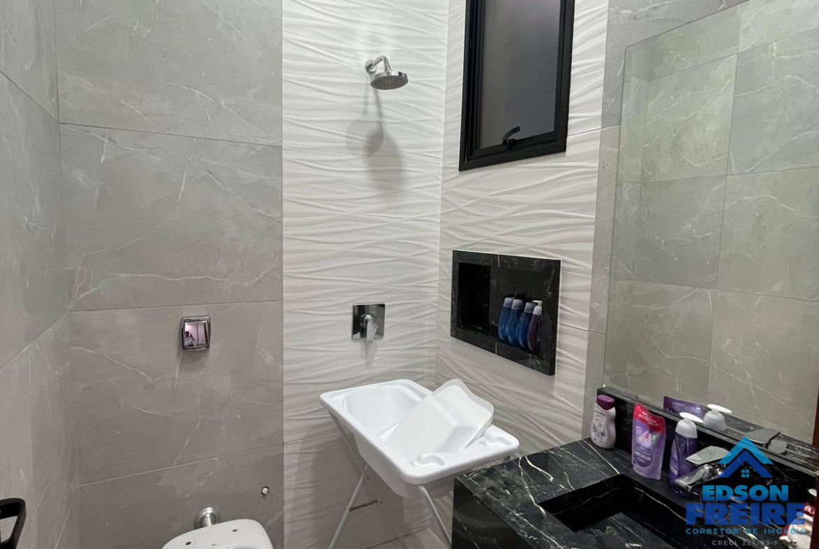 ce365fa8-342e-4ca8-8617-78b2d700e5ce