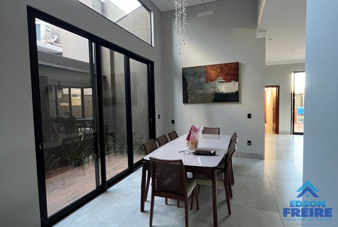 e7fe9f8b-a0ca-46b9-a05c-0ff1415cb4f5