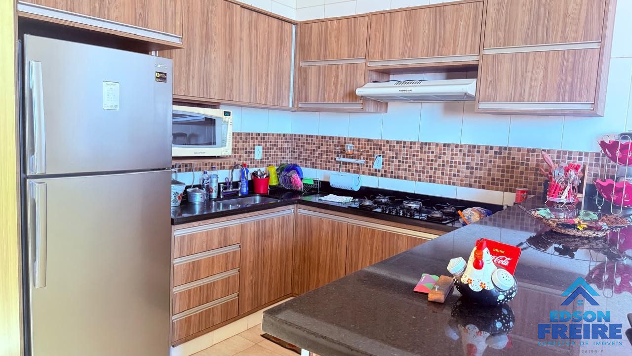 e81b3bed-2b2b-4647-a2ca-e9cf33771334