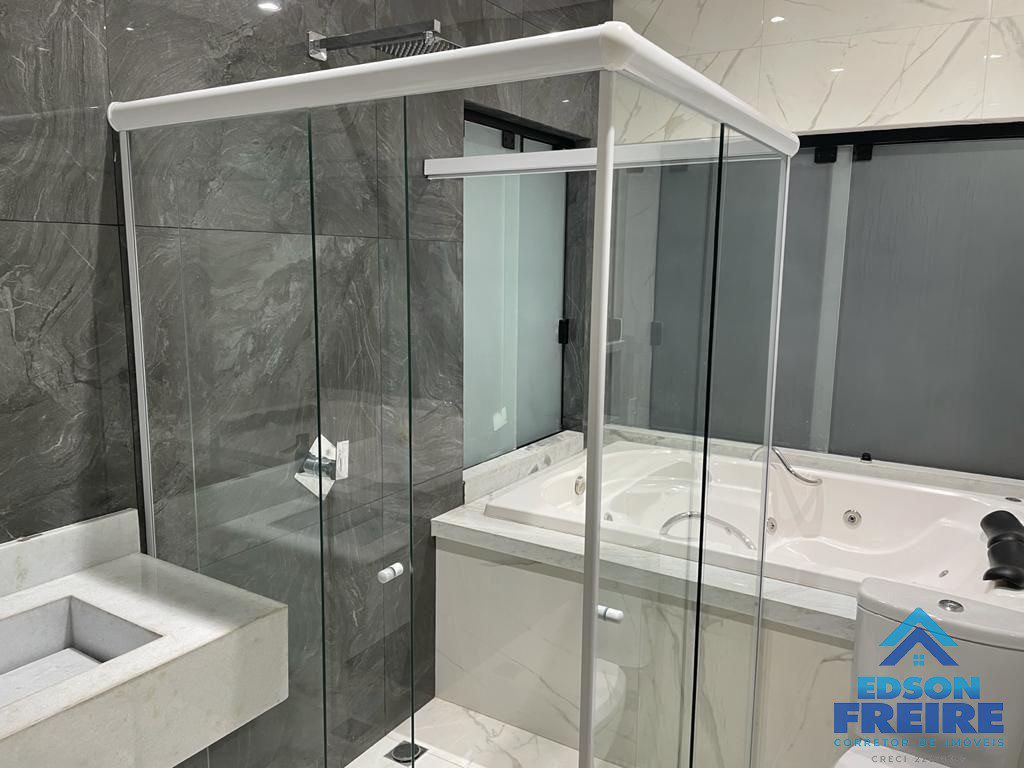 f5634e8a-a3f8-4d41-8bc1-df4e440b04fc