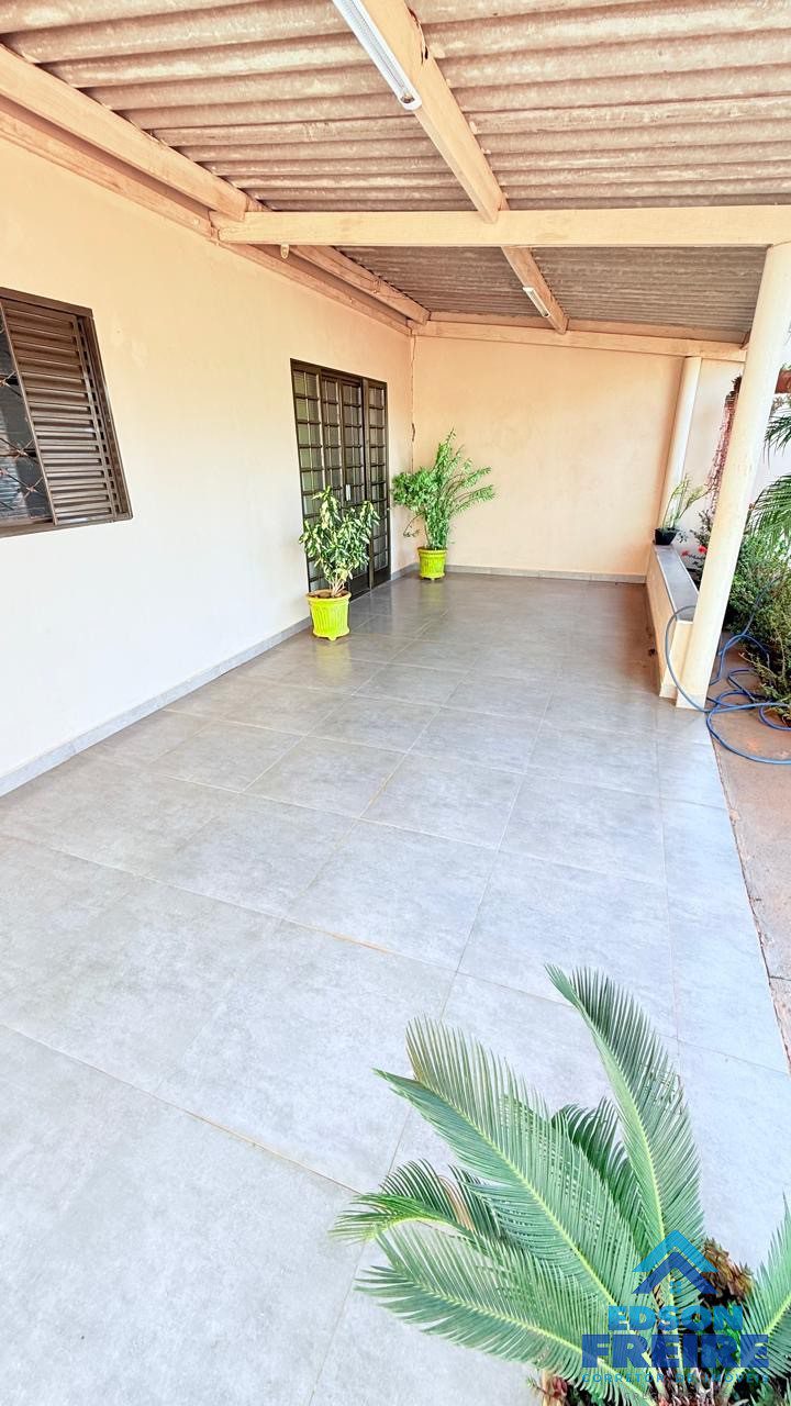 04863537-ad2d-4421-9adf-de5bea35a1c8