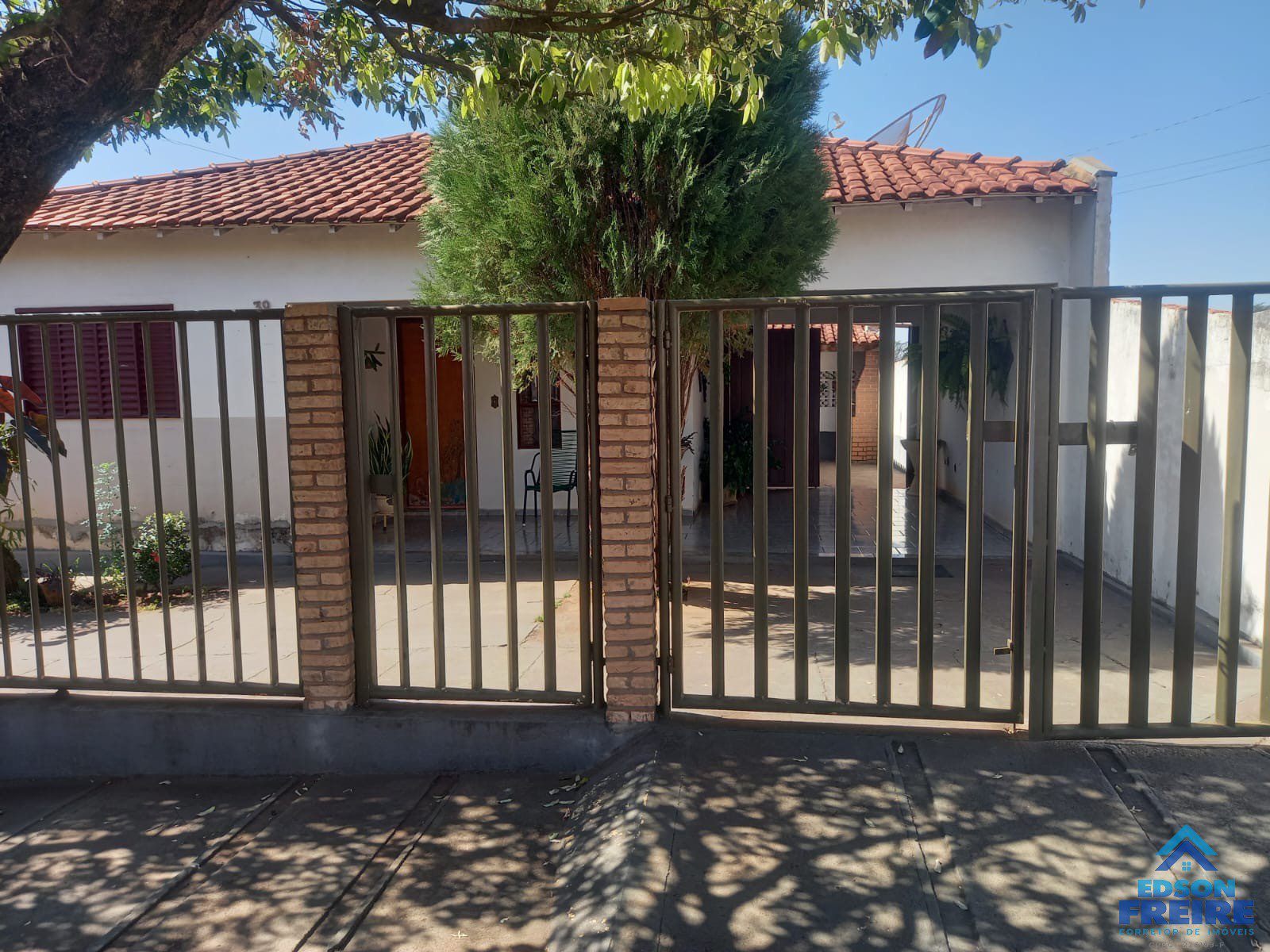 22405d14-2915-43a3-83b2-be59983fed34