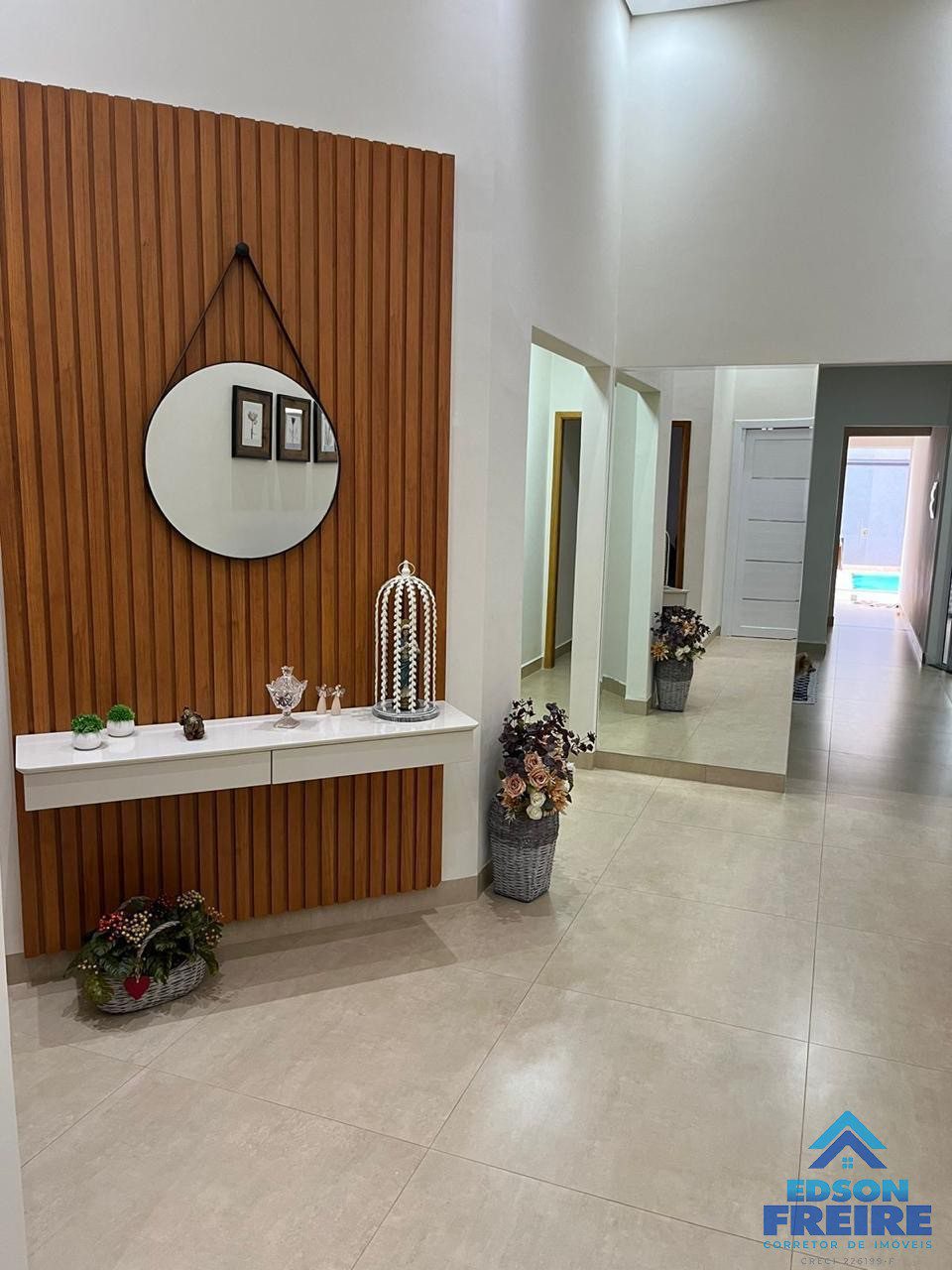 5c768bac-0d56-470f-b5c5-4f897880abae