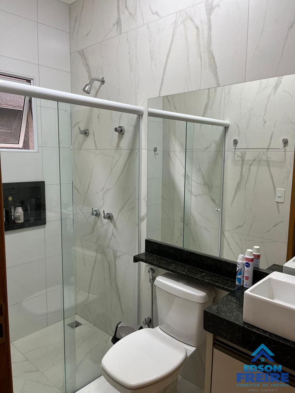 ae7cff3e-2987-45dd-a092-f279f47bd7a6