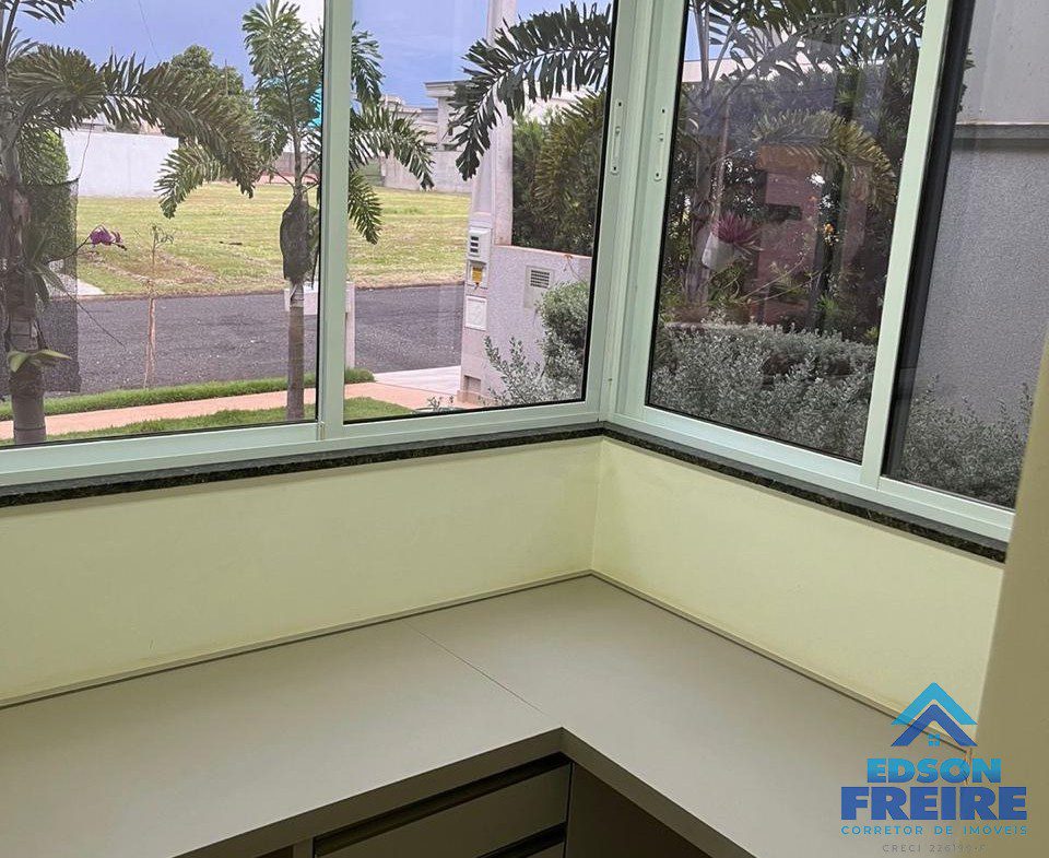 b6b391c9-876c-4f17-b283-fd0c46bb96a6