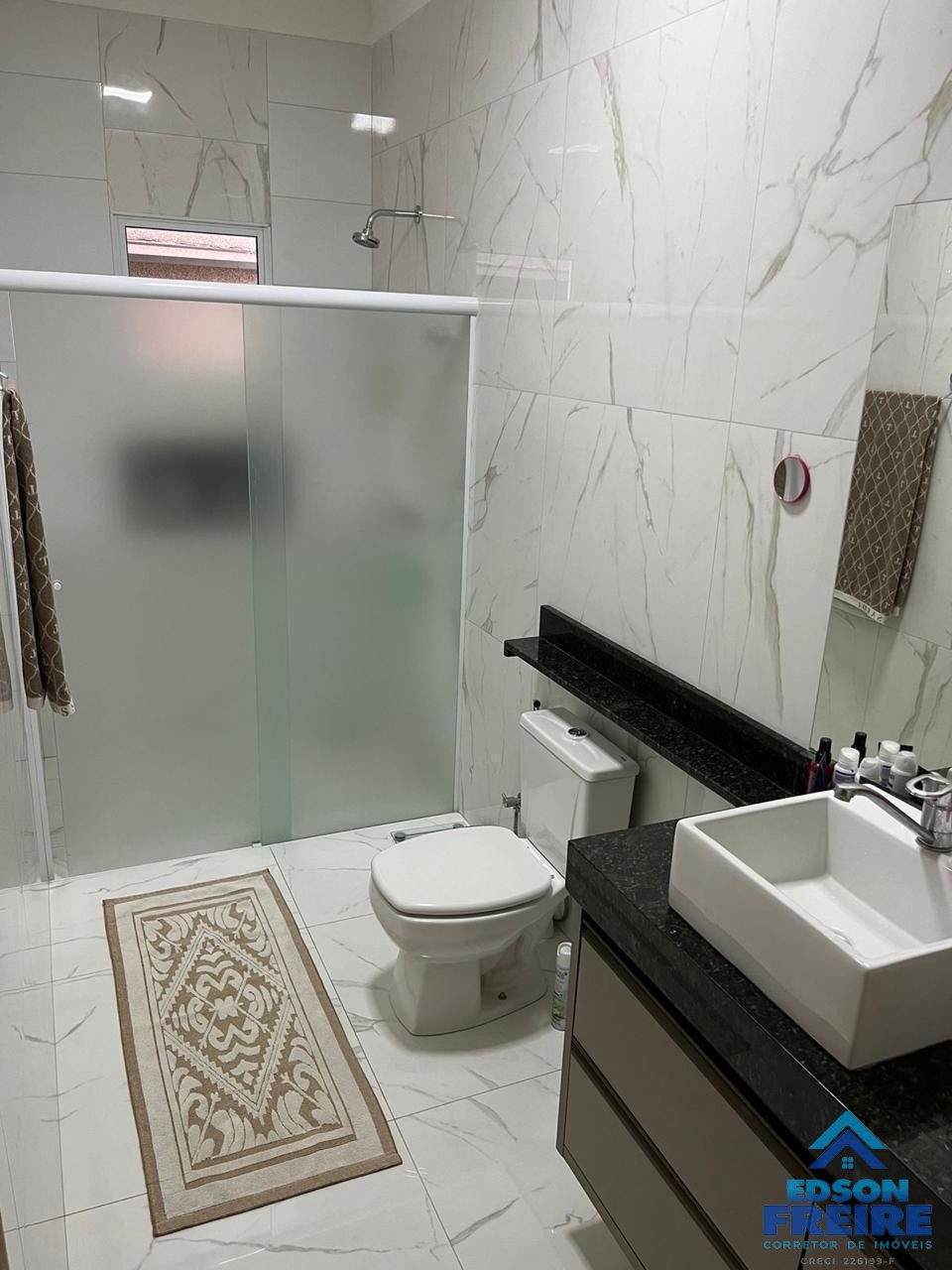 b88cead1-357f-4c39-88c2-875bbc21434a