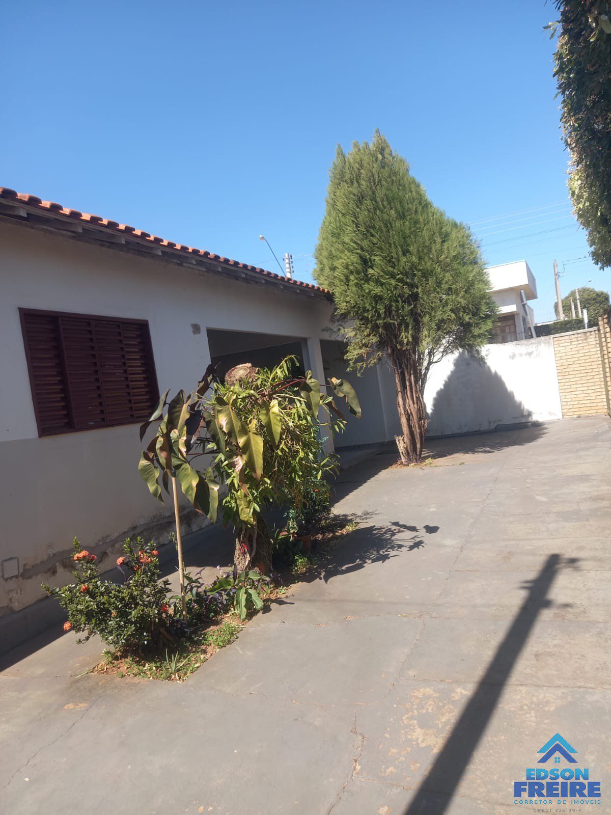 df84b858-ce79-4a0c-96cc-c0b9ecafff91