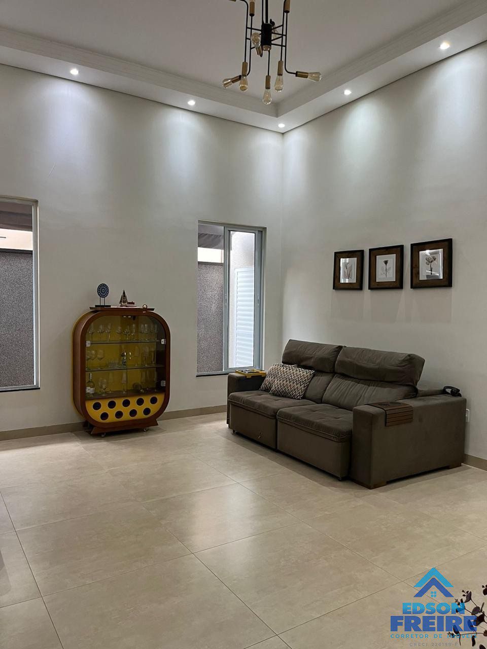 eefc3caf-15e7-429e-aafe-6a281845ed9d