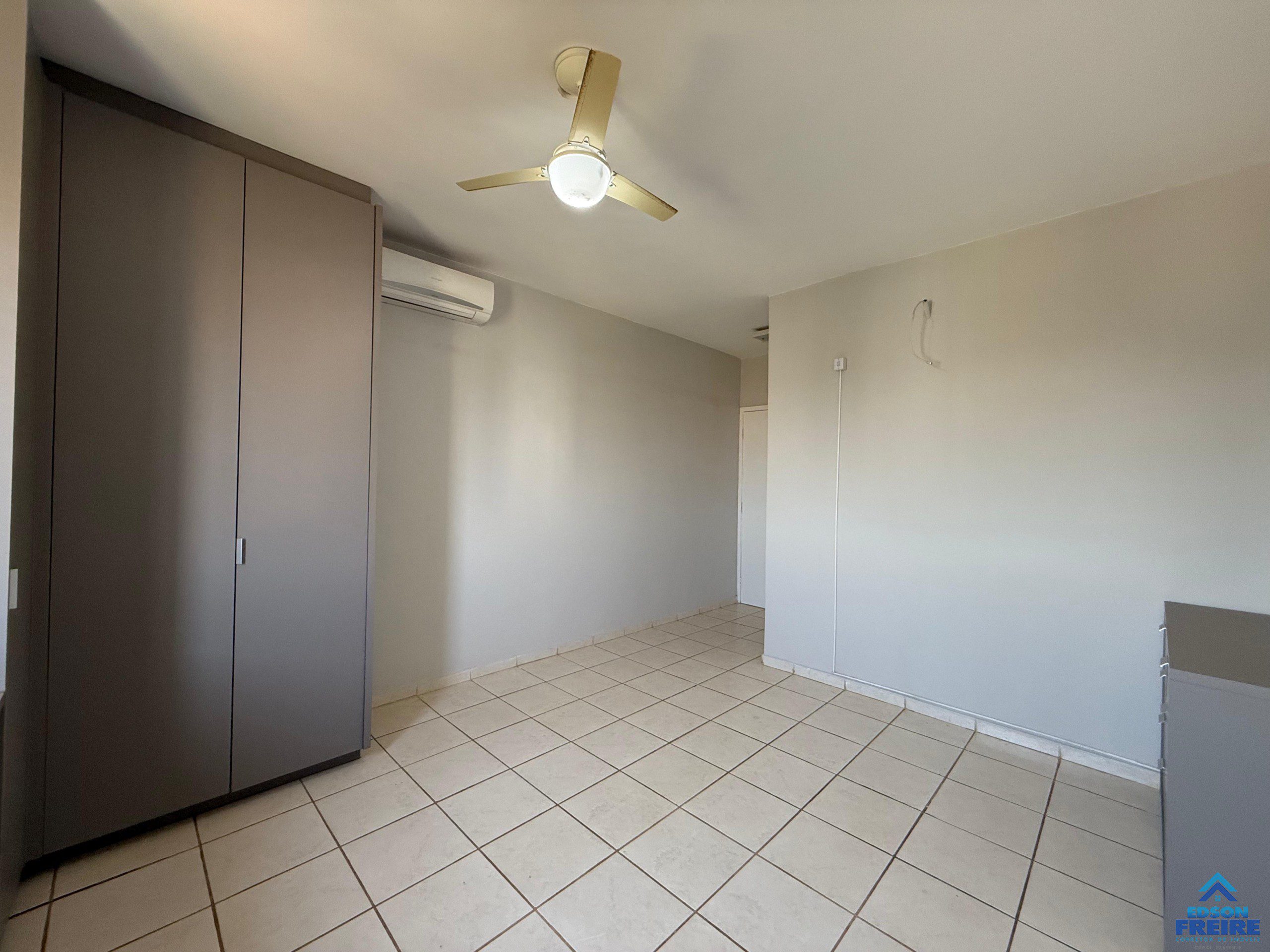 4b557305-32b6-4aa6-aaf6-7889f4cb1d5d