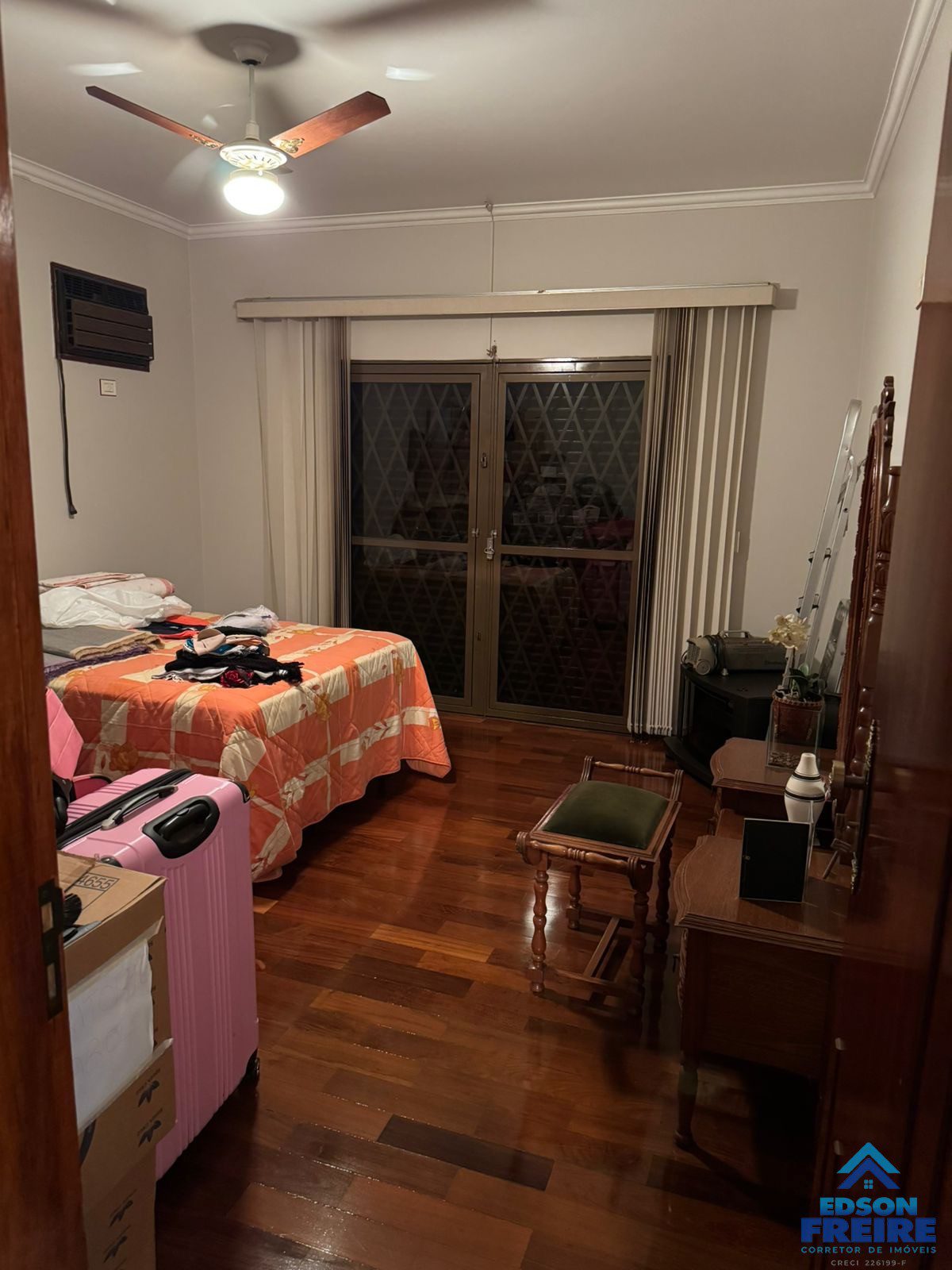 A2C23DFC-2CDF-4971-8FBF-FE146CE450F2