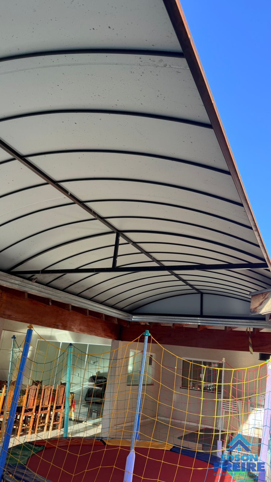 e637dbfe-5ba0-4246-b1fd-bc16be7c3c2e