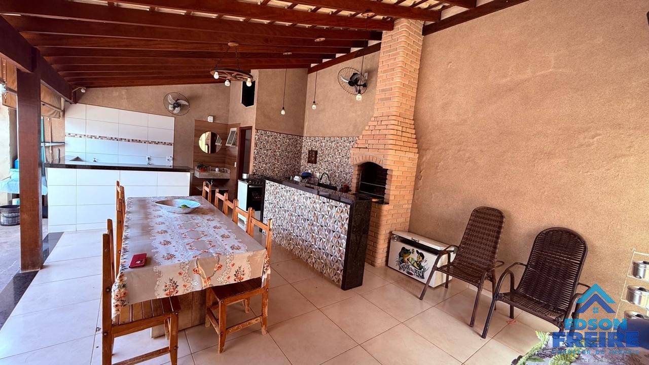 c383f204-7a79-42b4-9b73-a627c678c15b