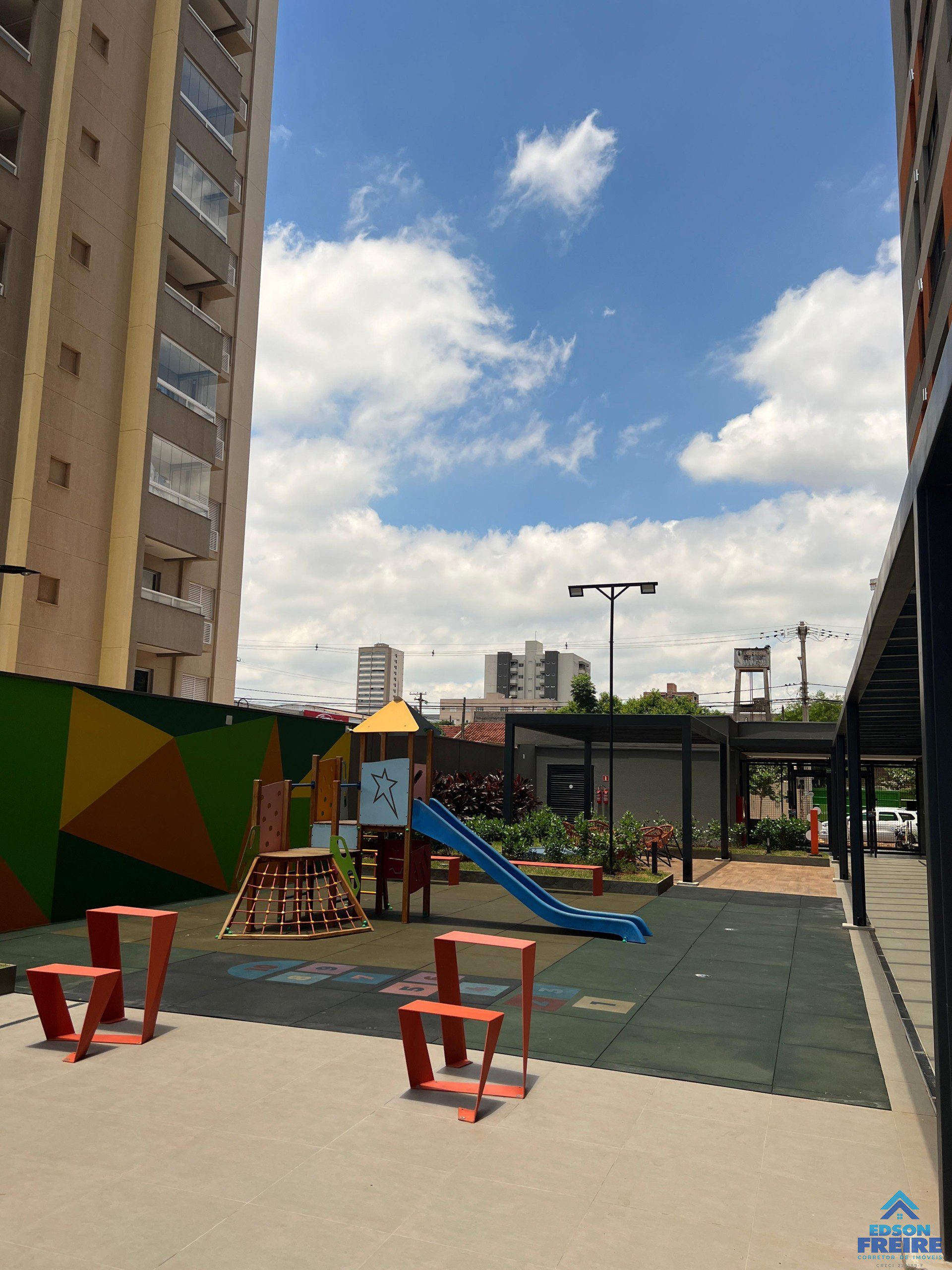 1f50f54f-6241-4cf4-a294-1514add81912