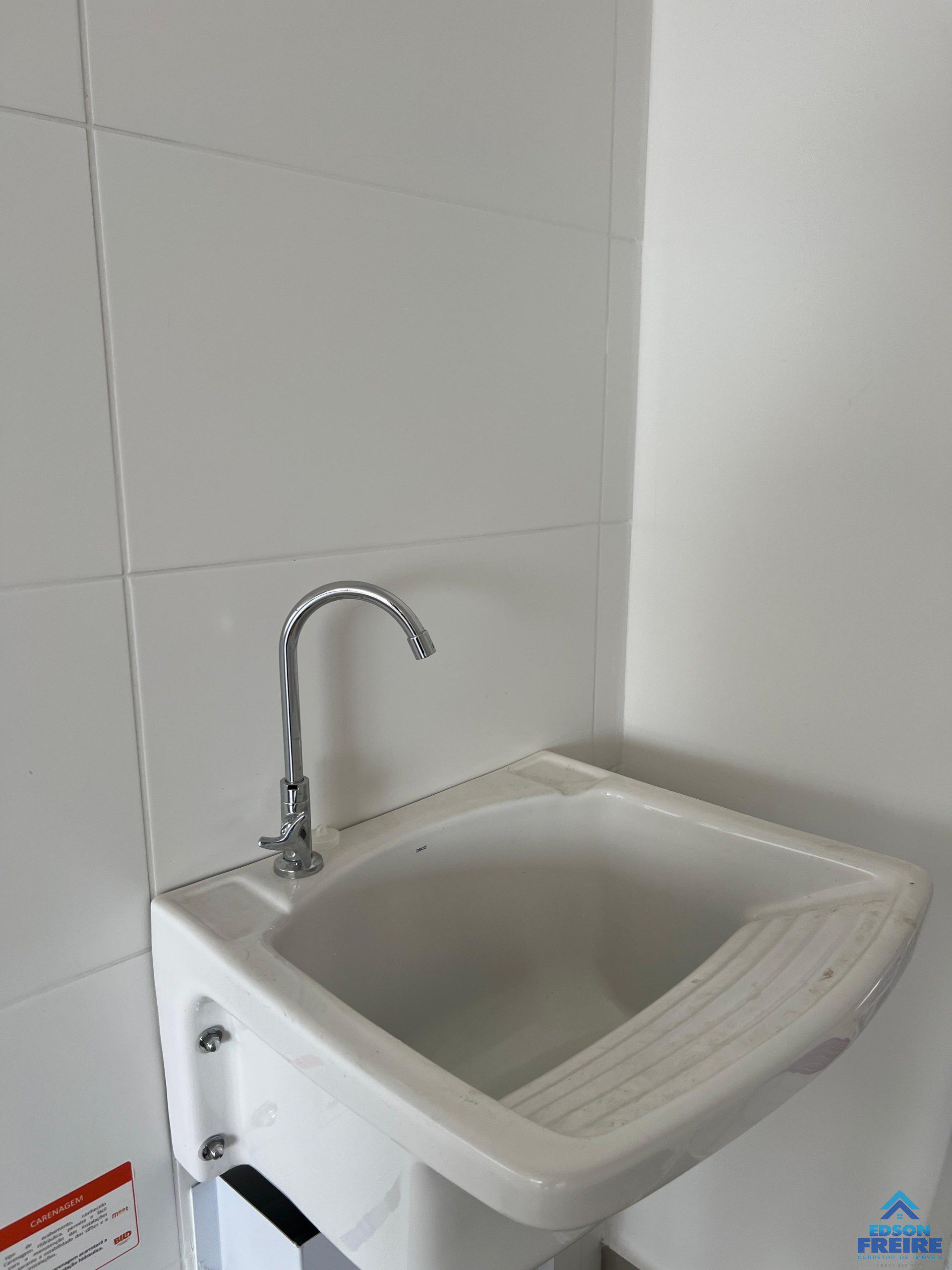 d3608f3f-3c86-4e60-b9eb-e3c2cbd0661e