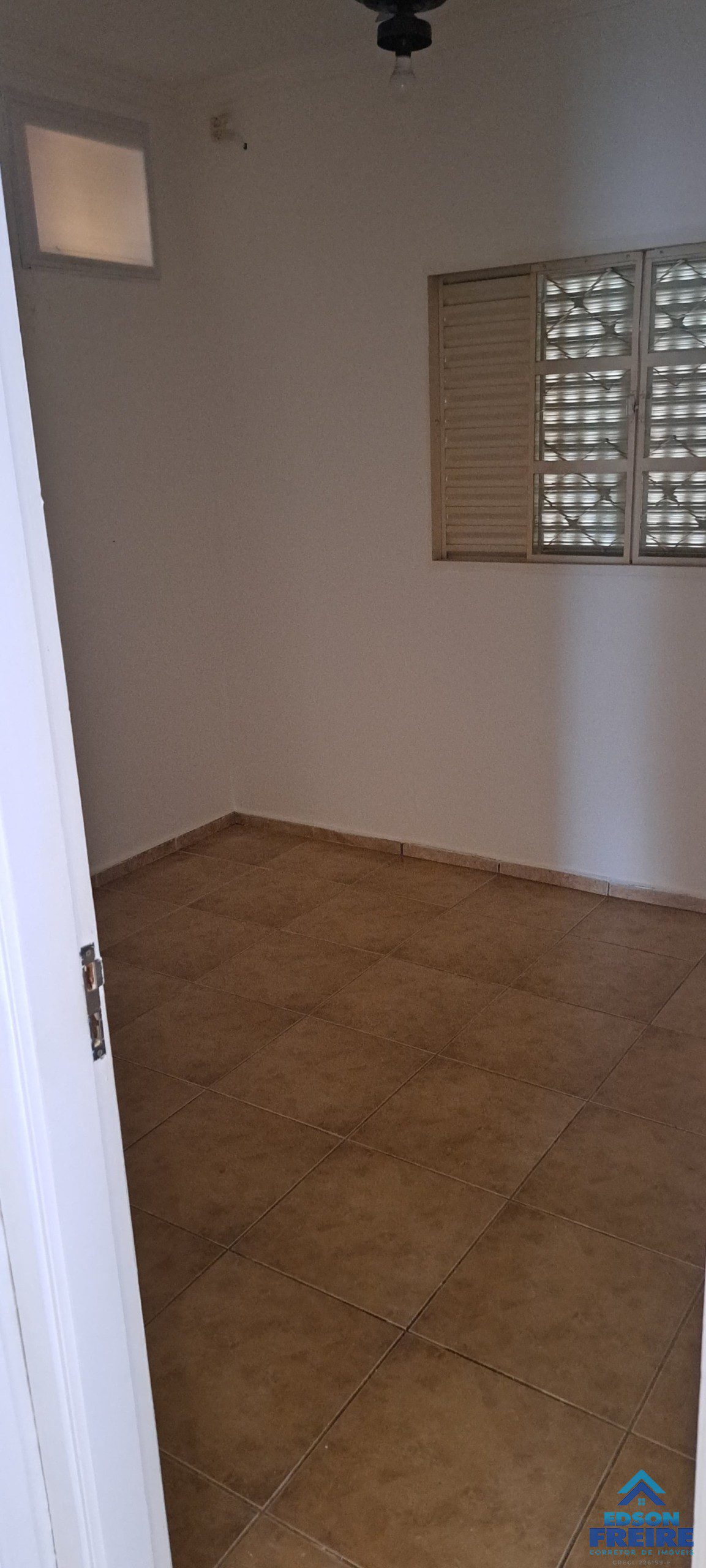 e59d99bd-41b3-41f6-a295-e2cbecbe4a53